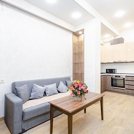 15. Double Room Apartaments With Fresh Style Yerevan Exterior photo