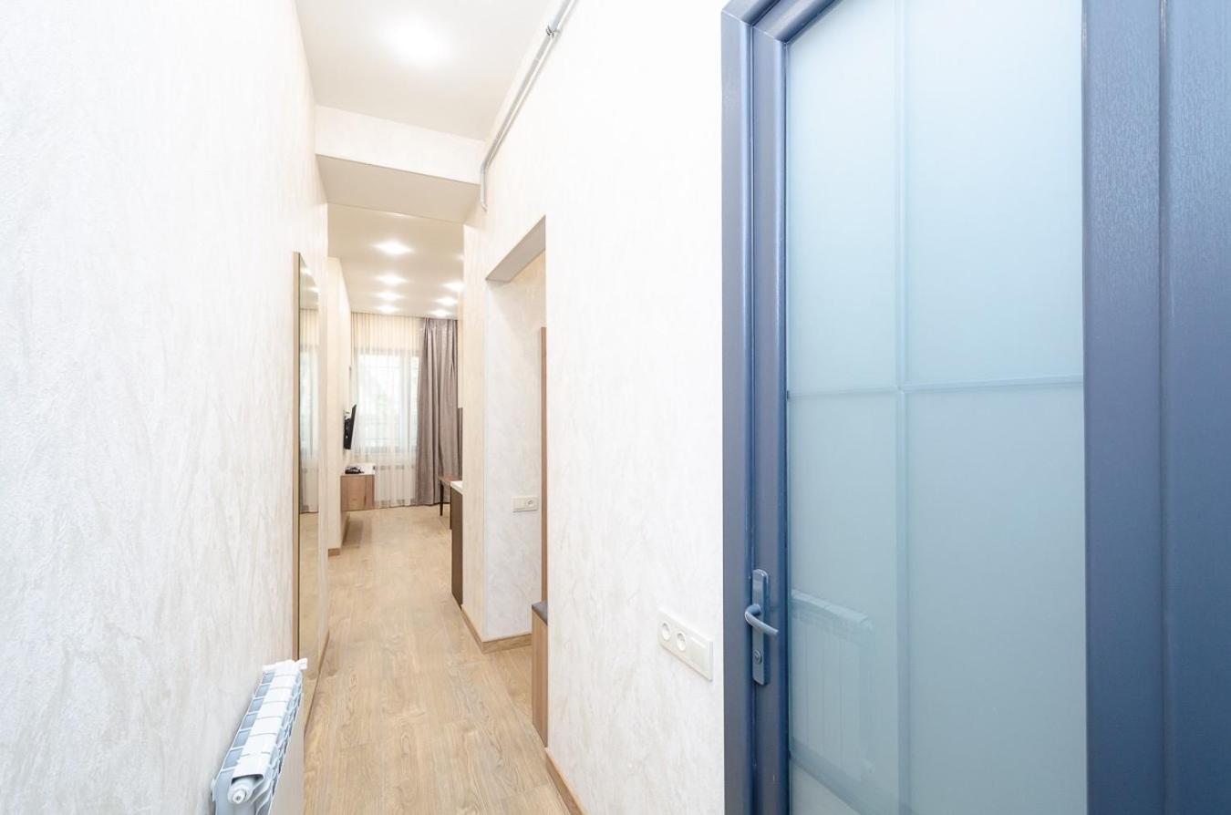15. Double Room Apartaments With Fresh Style Yerevan Exterior photo
